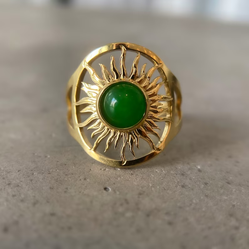 Vintage Green Stone Golden Ring