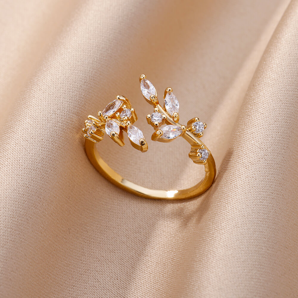 Golden Zirconia Leaf Ring