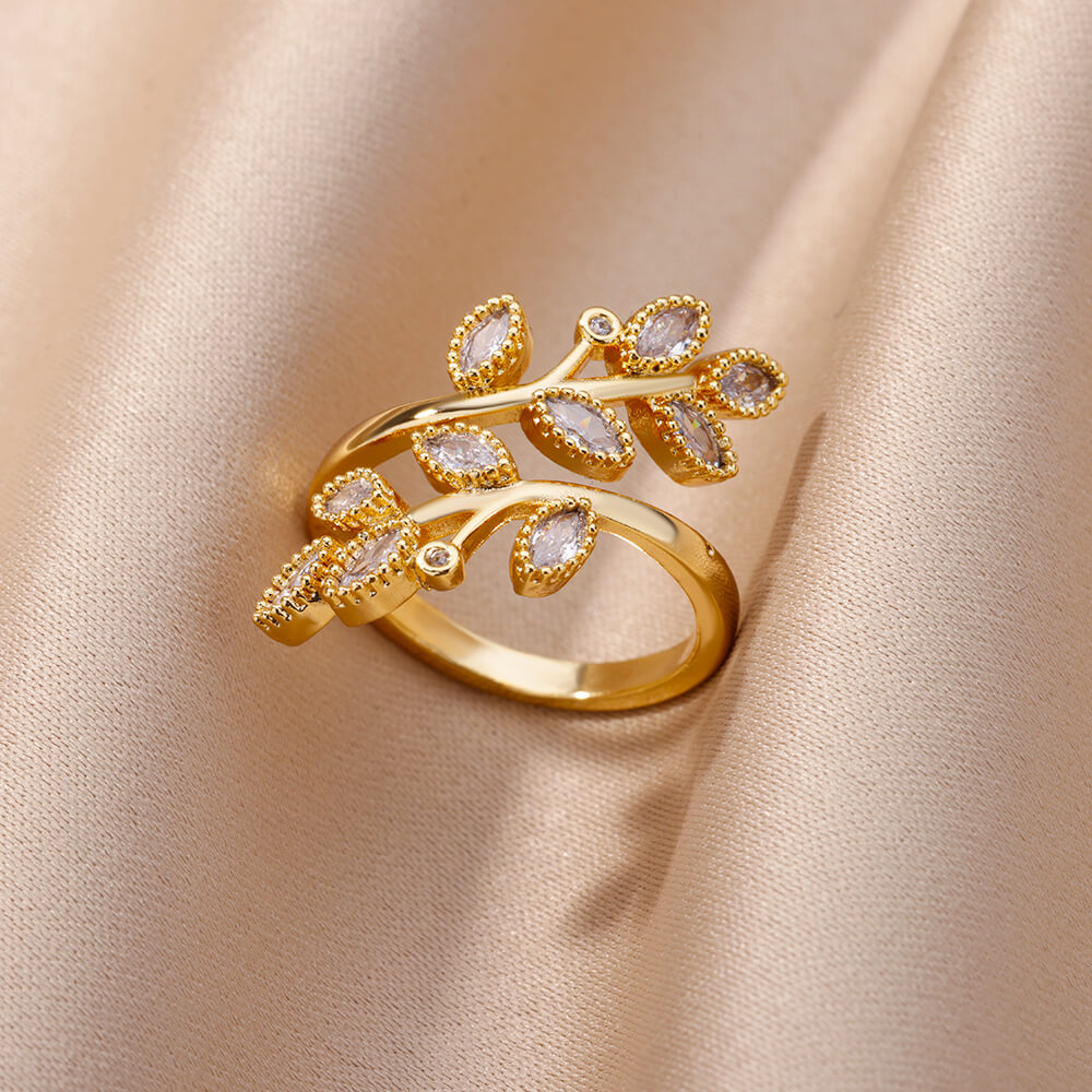 Golden Zirconia Vine Leaf Ring