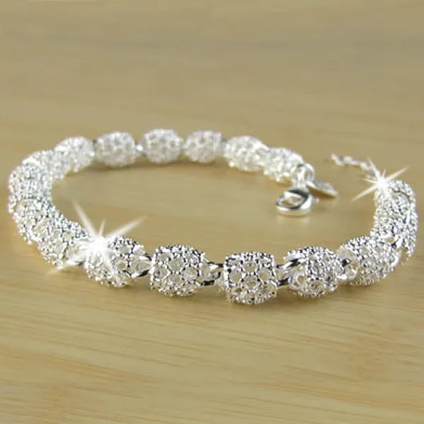 Elegant Silver Shiny Bracelet