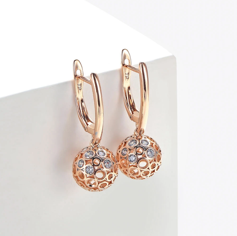 Elegant Golden Bright Sphere Earrings