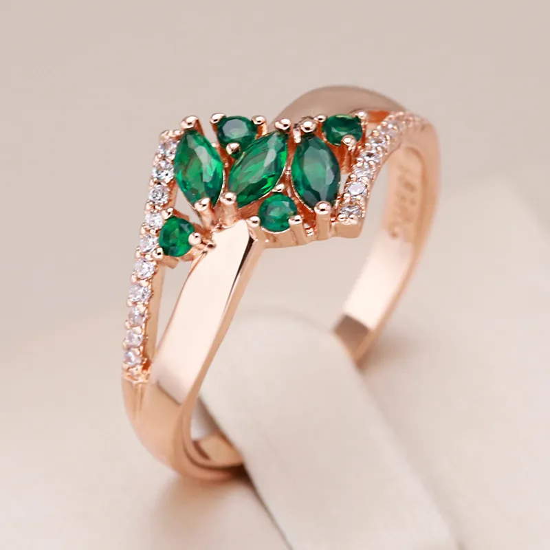 Elegant Green Zirconia Ring