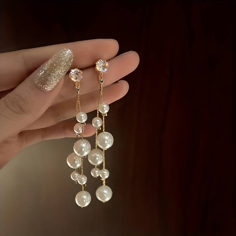 Elegant Dangling Pearl Earrings