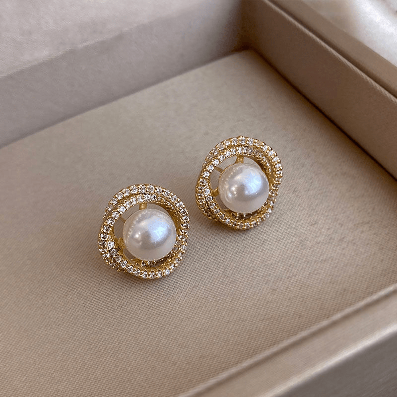 Elegant Spiral Pearl Earrings