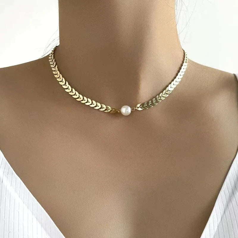 Greek Pearl Necklace in Gold