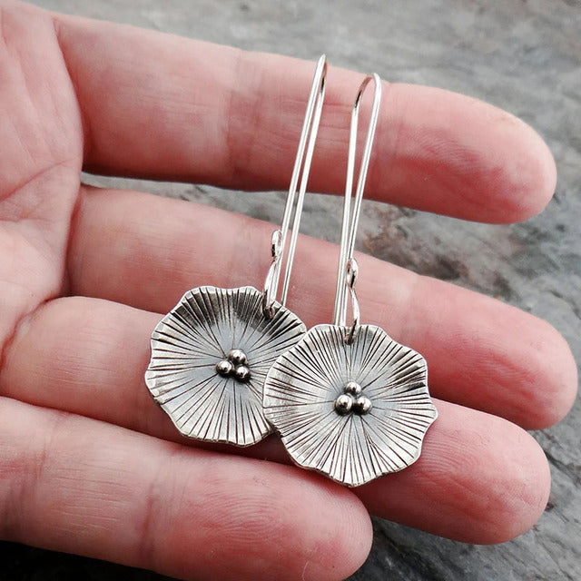 Beautiful Leaf Silver Earrings