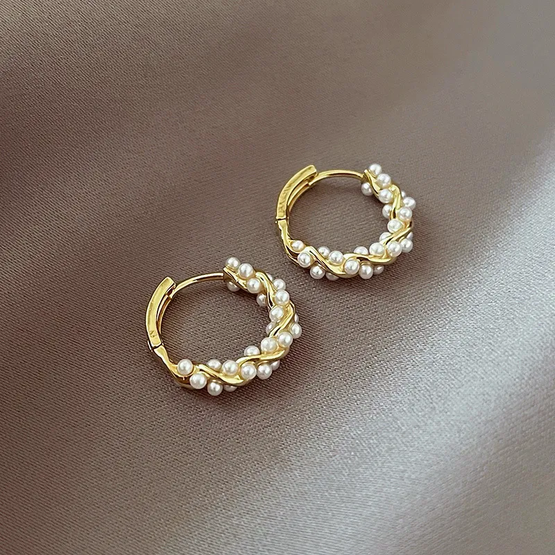 Elegant Rounded Inlaid Pearl Earrings