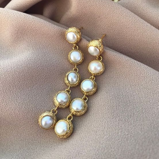 Elegant Golden Inlaid Pearl Dangling Earrings